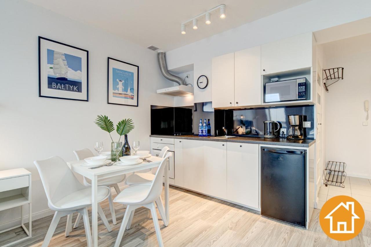 Apartament Debina Z Miejscem Parkingowym Swinemünde Exterior foto